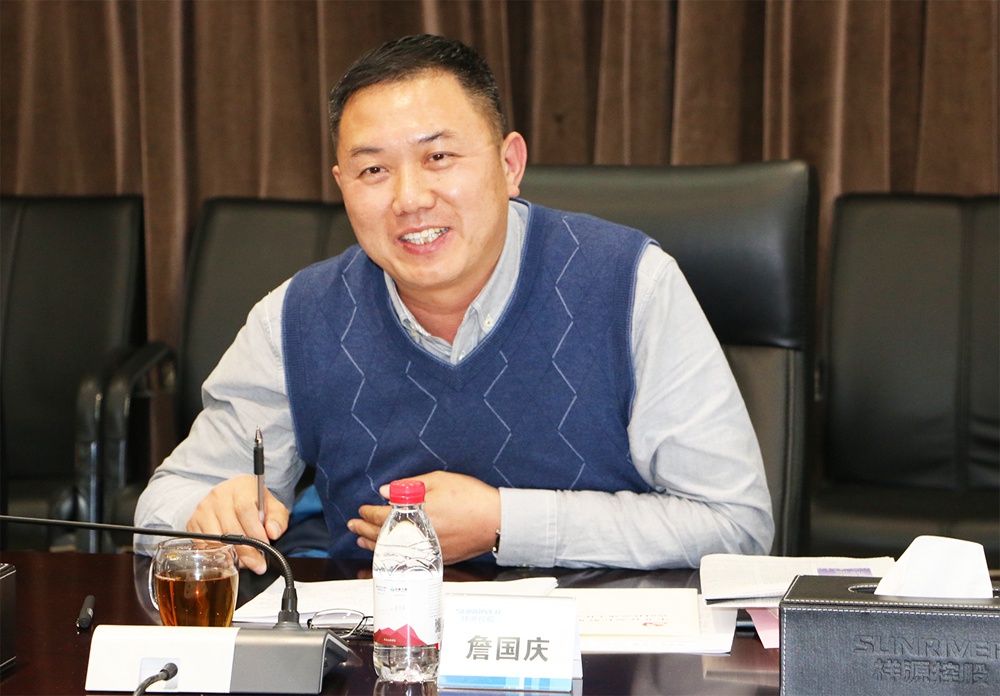 1606892160425464zEFj.jpg 詹国庆主任.jpg